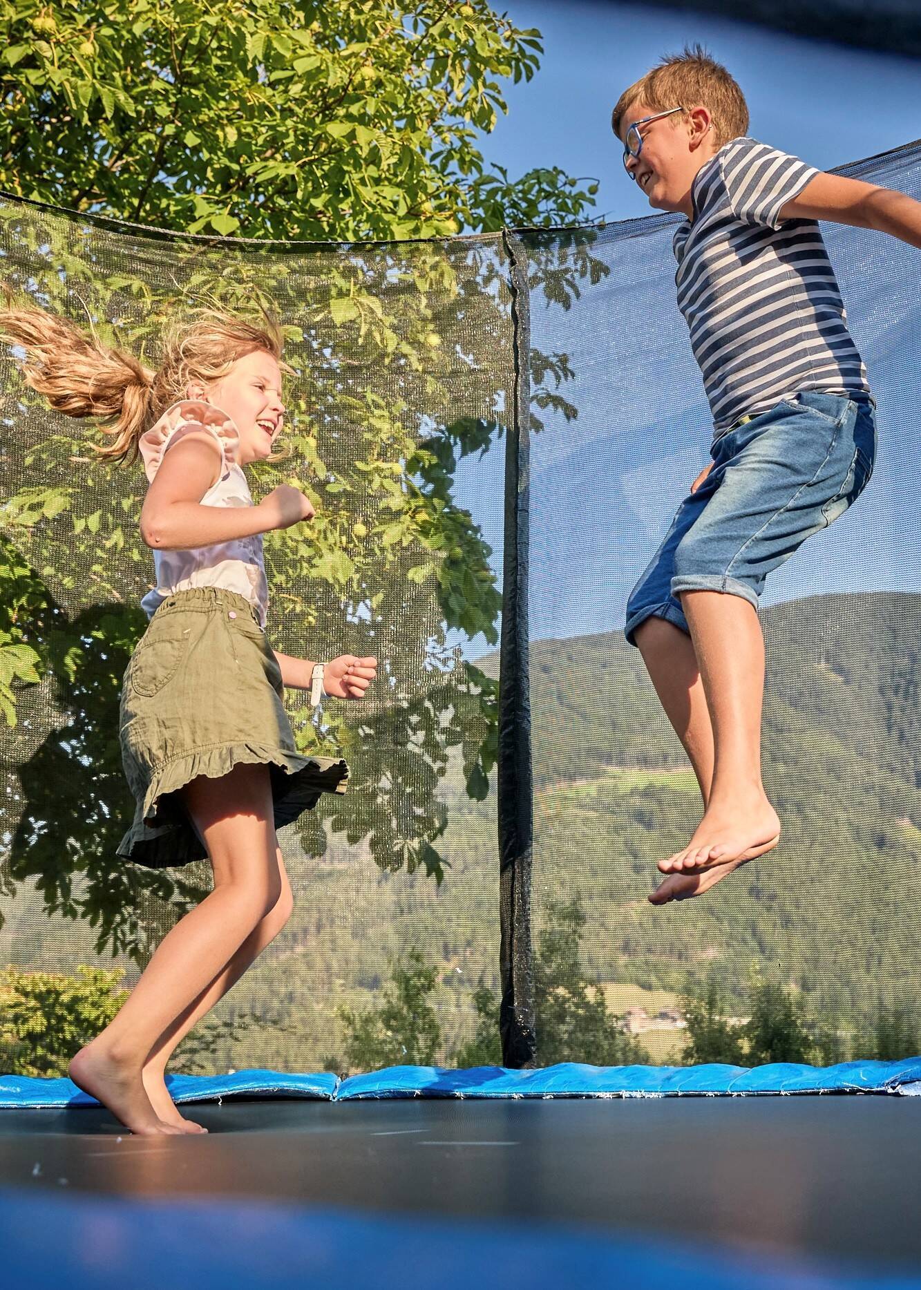 Trampoline
