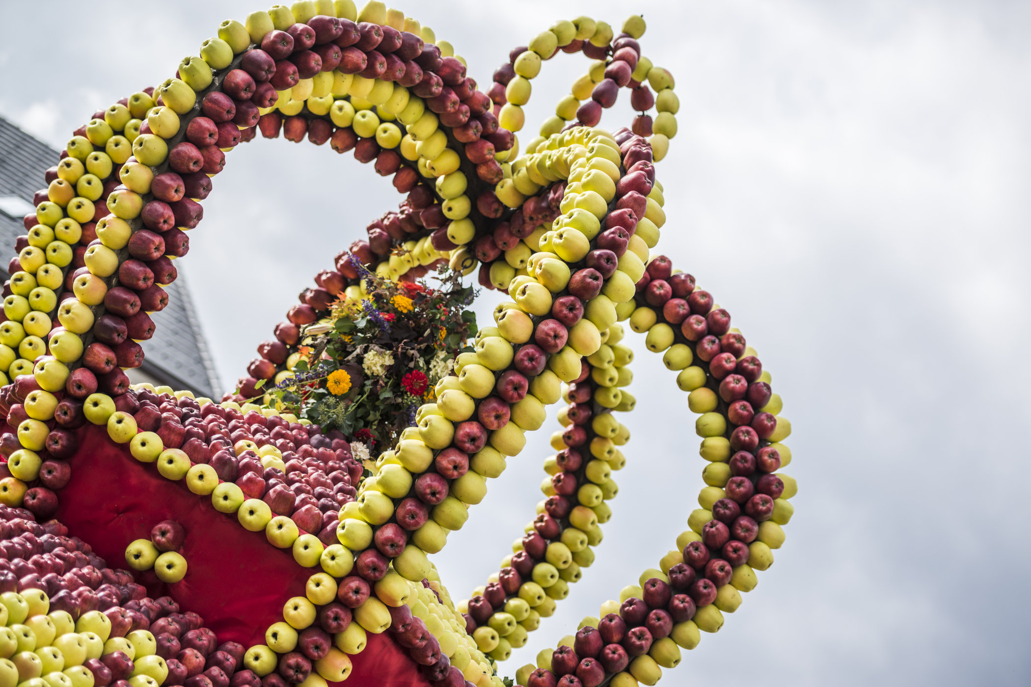 Apfelfest Krone aus Äpfel